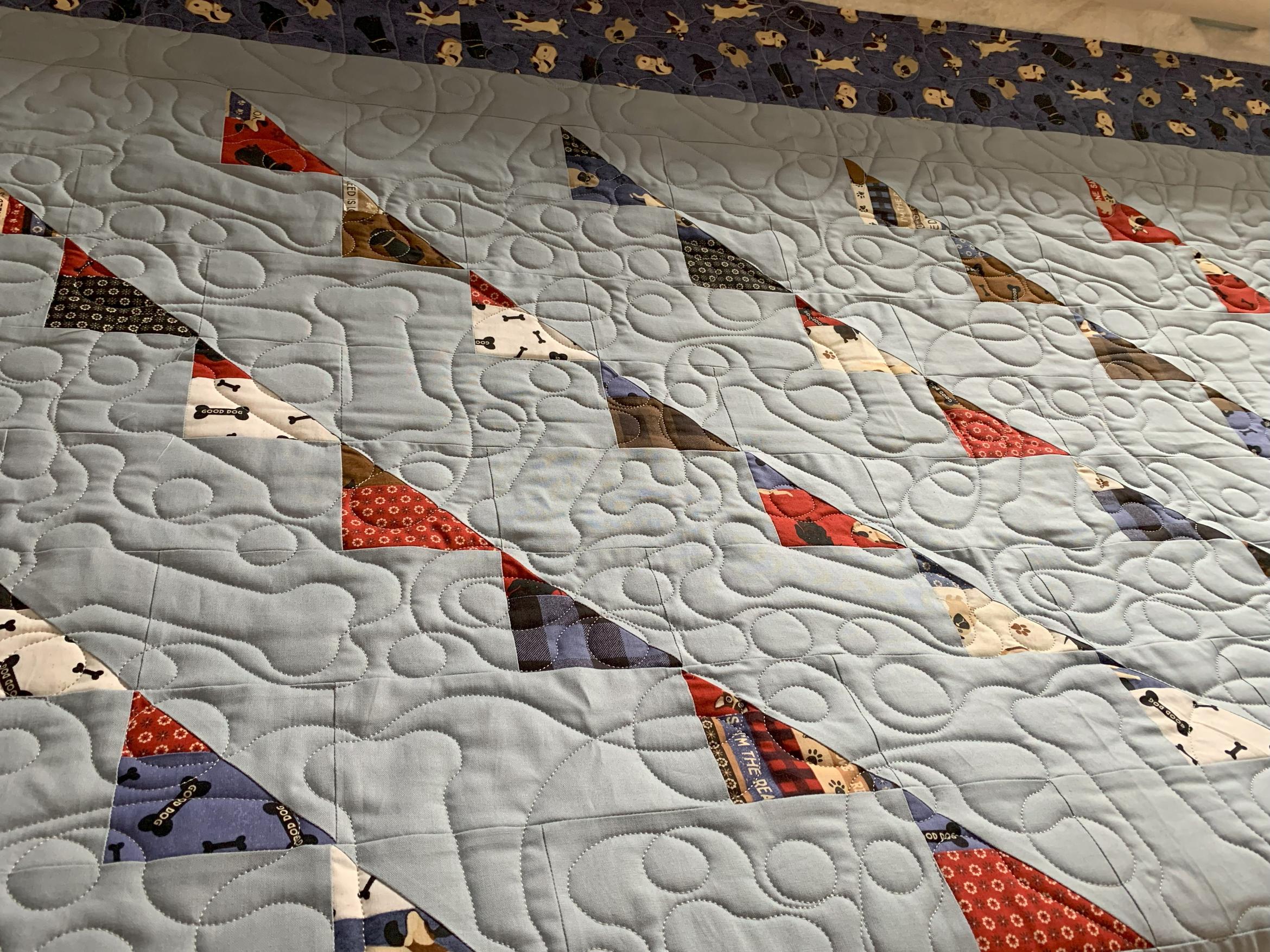 Dog bones - pieced by Anna Goduco